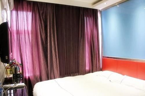 Harbin Xilong Hotel Mai Mai Street Branch Екстер'єр фото